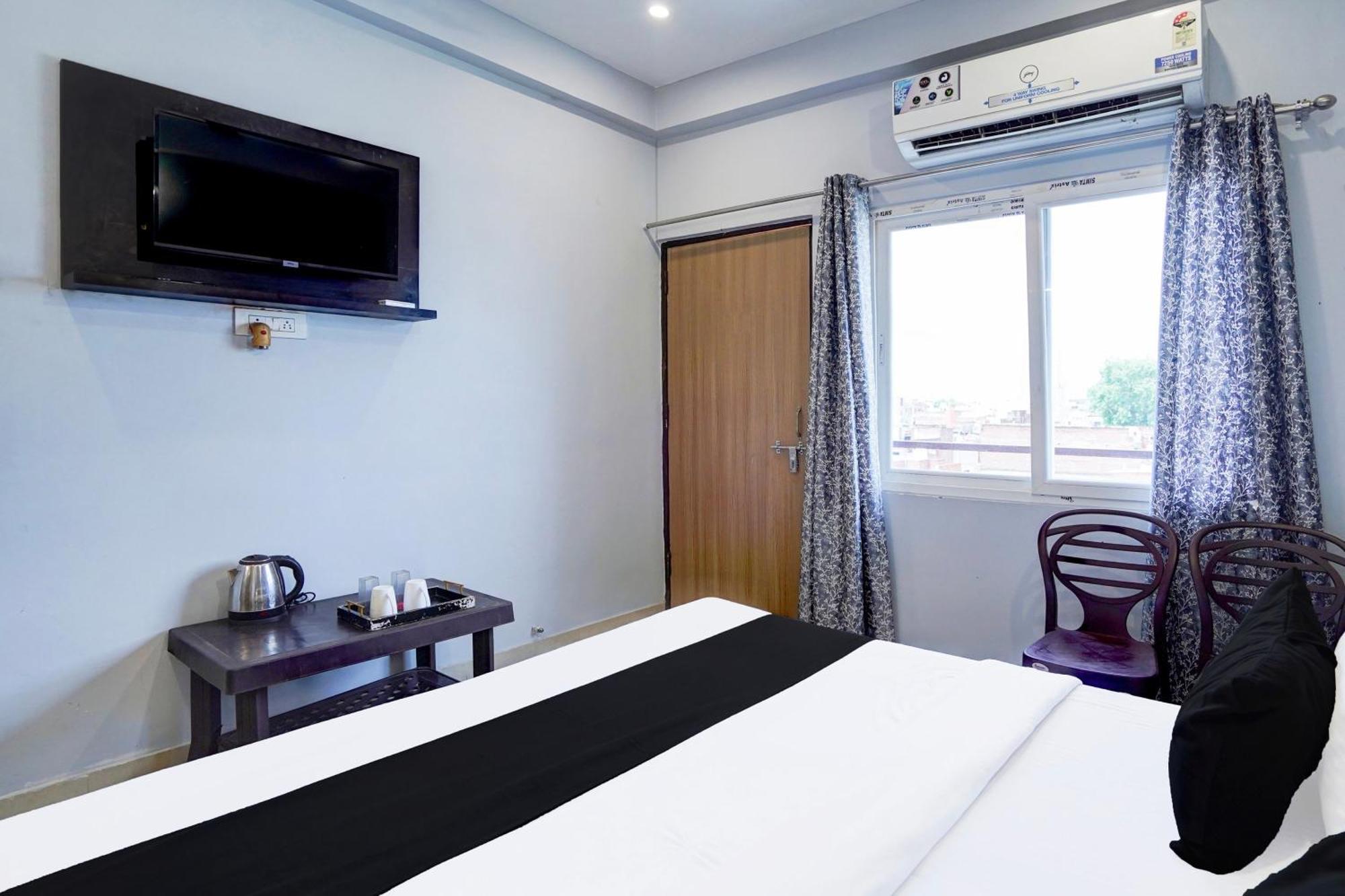 Super Hotel O Blw Kakarmatta Near Banaras Junction Varanasi Exterior foto